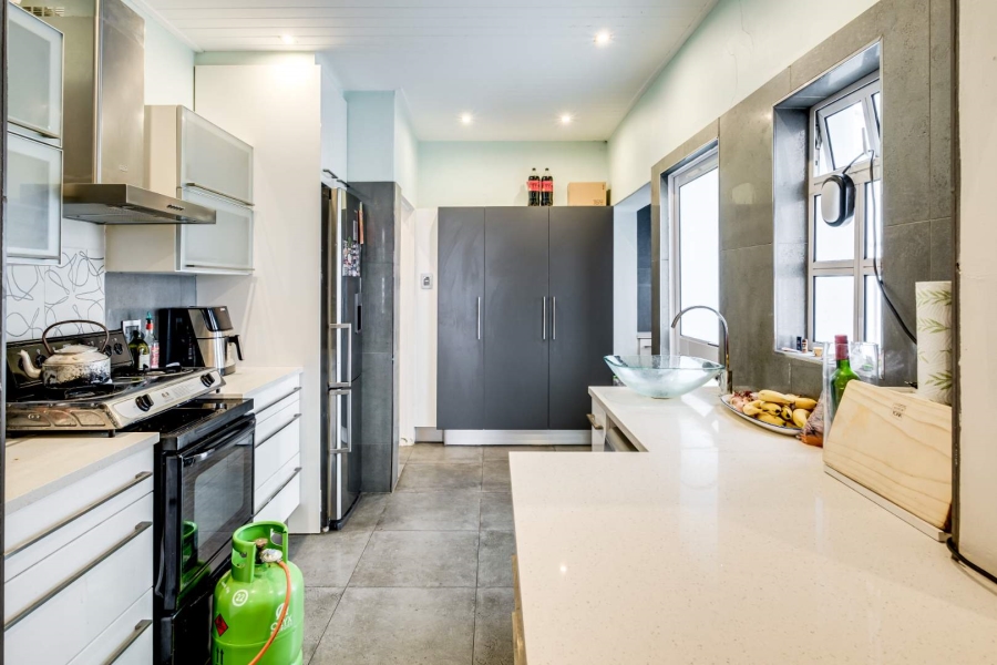 2 Bedroom Property for Sale in Observatory Western Cape